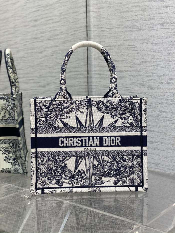 Handbag Dior size 26*8*22 cm