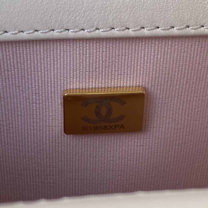 Handbag Chanel AS3018 size 18x13x6.5 cm