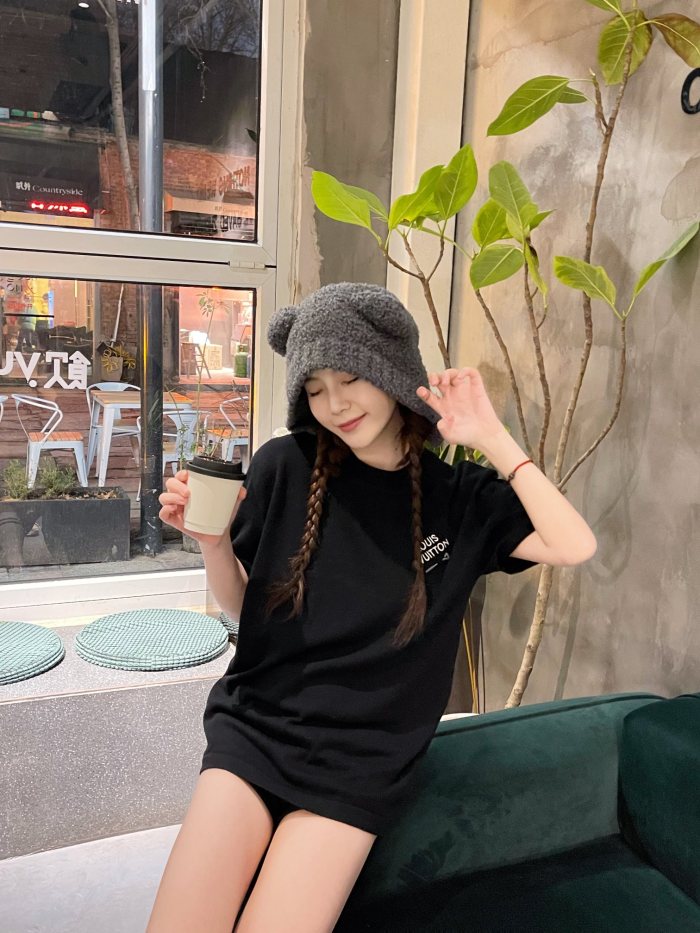 Clothes Louis Vuitton 108