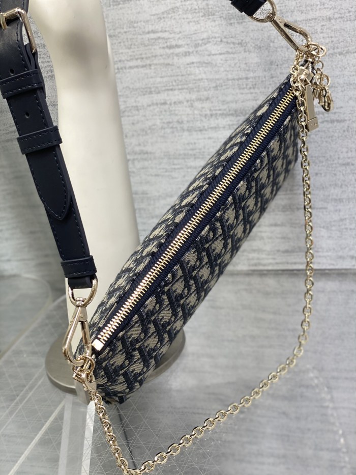 Handbag Dior size 27×12×5 cm