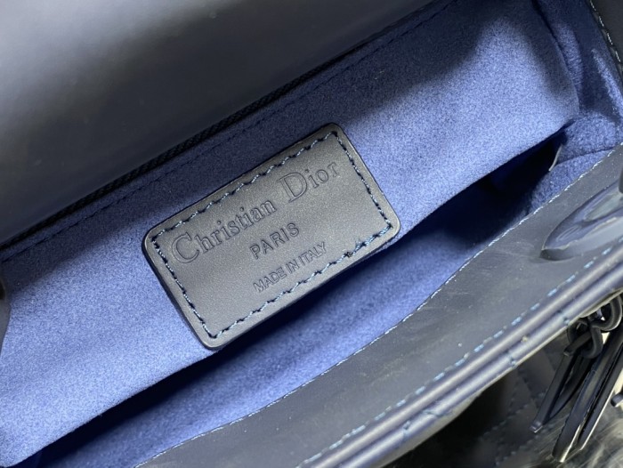 Handbag Dior size 17 cm