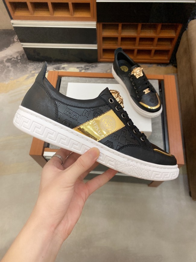 Versace Greca Sneaker 11