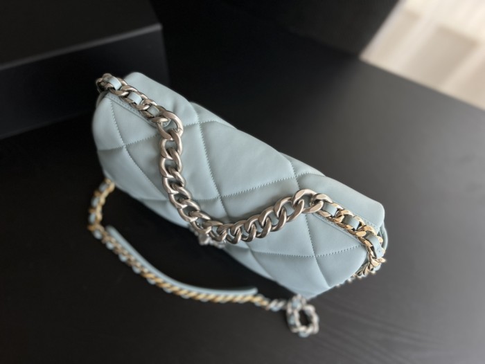 Handbag Chanel 1161 size 30cmx20cm10 cm