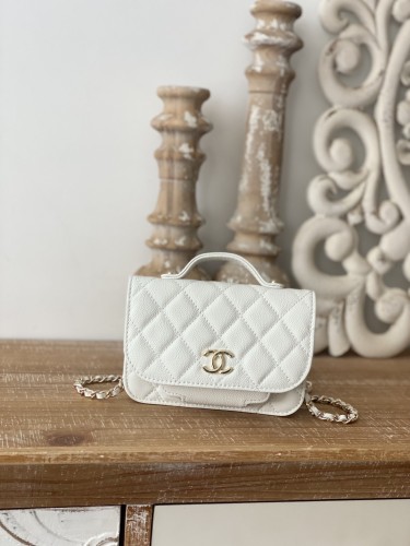 Handbag Chanel 81215 size 15 Cm