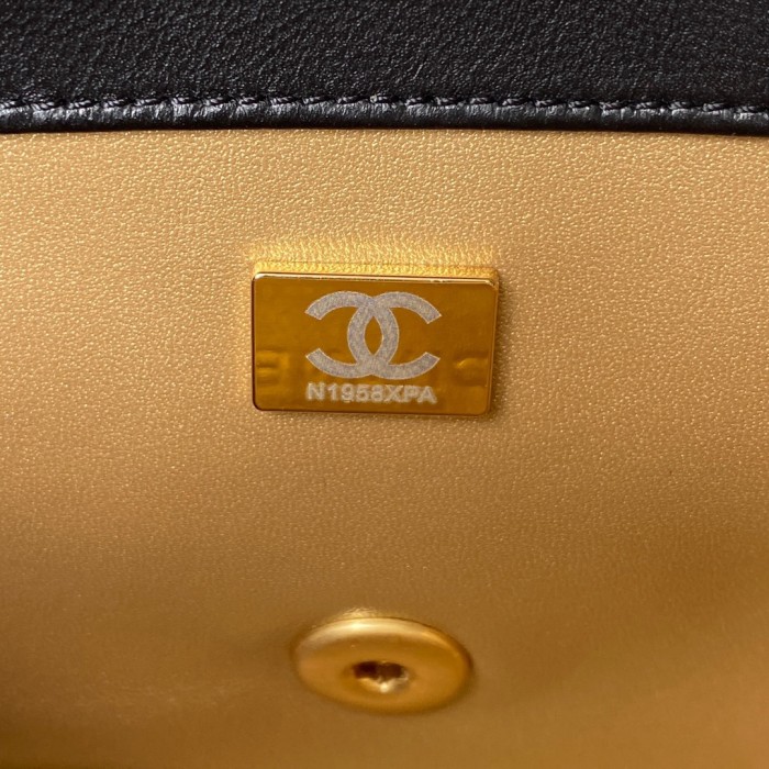 Handbag Chanel AS1786 size 𝟏𝟑*𝟏𝟖*𝟕 𝐜𝐦