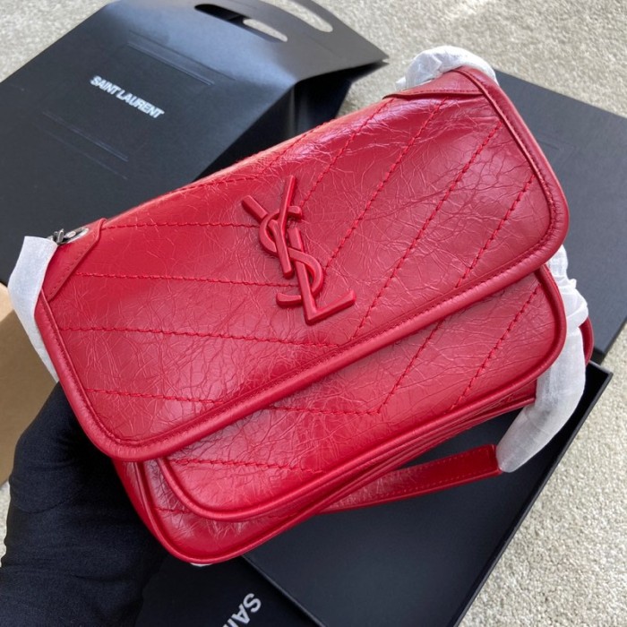 Handbags SAINT LAURENT 533037 size 22x16.5x12cm