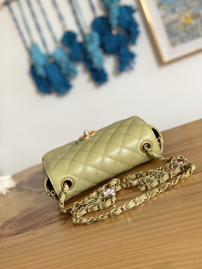 Handbag Chanel AS3737 size 14.5*19*6.5 cm