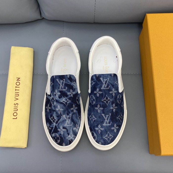 Louis Vuitton Monogram Denim sneaker 27