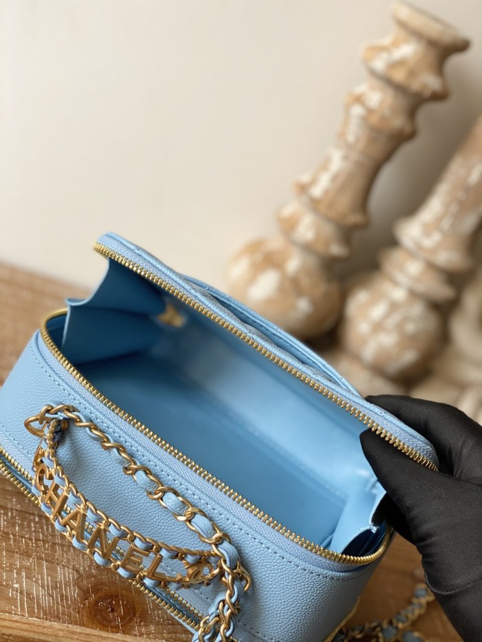 Handbag Chanel AP3222 size 19*13.5*7* cm