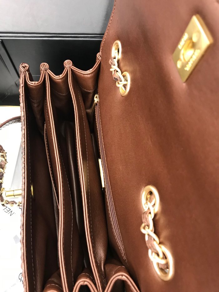 Handbag Chanel size 24.5cm*15.5cm*8.5 cm