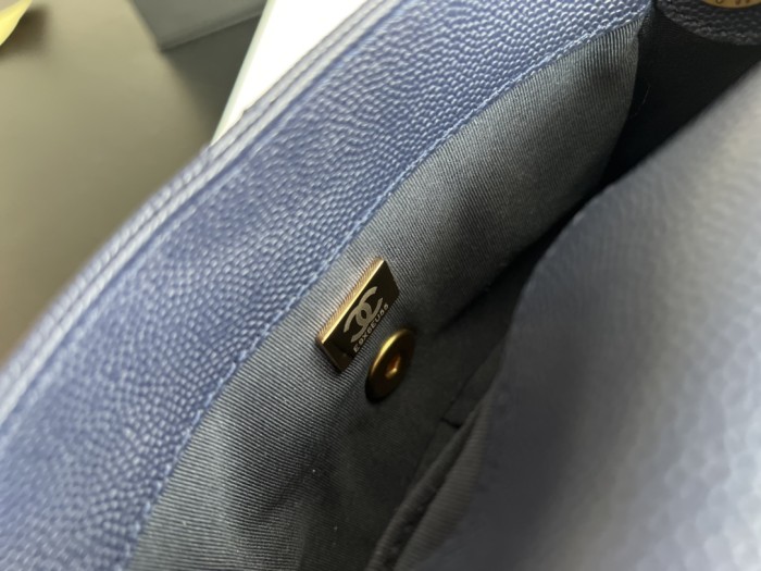 Handbag Chanel AP3368 size 18 cm