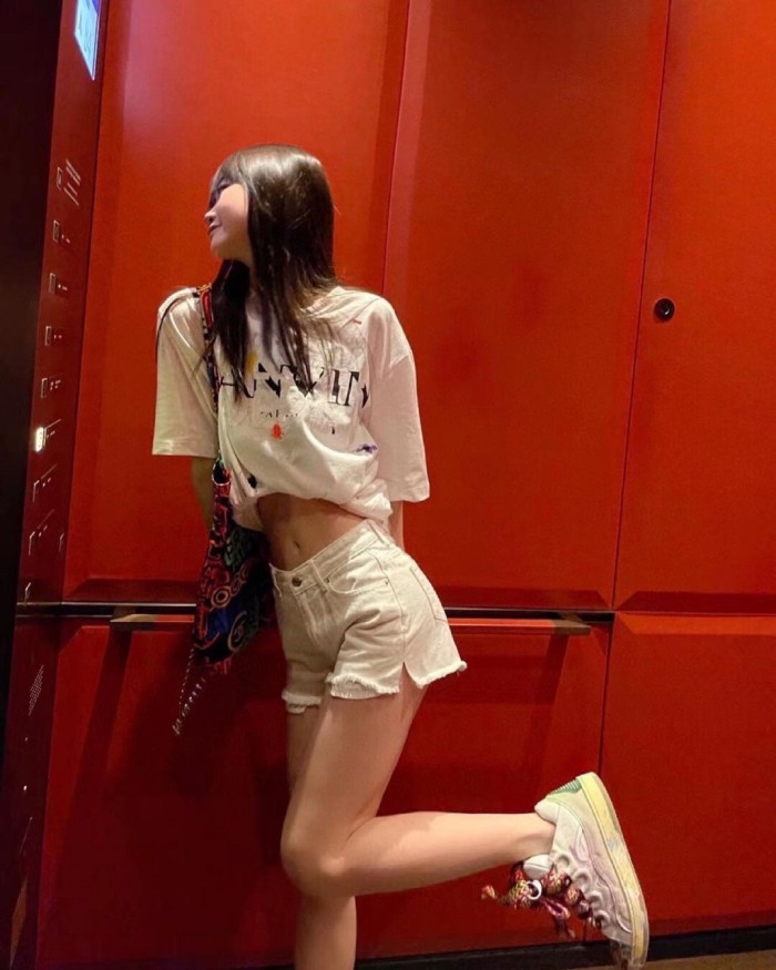 Clothes GALLERY DEPT 13