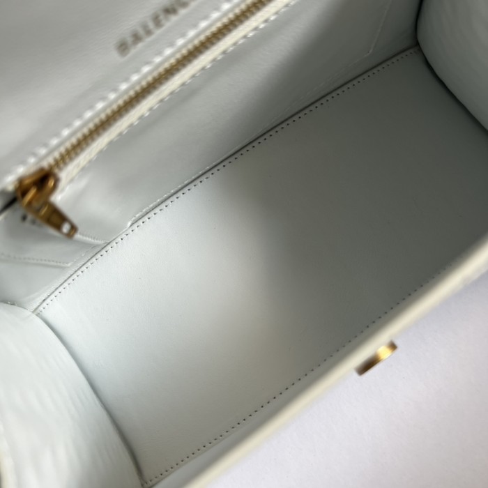 Handbag Gucci 5935461 size 23*15*10 cm