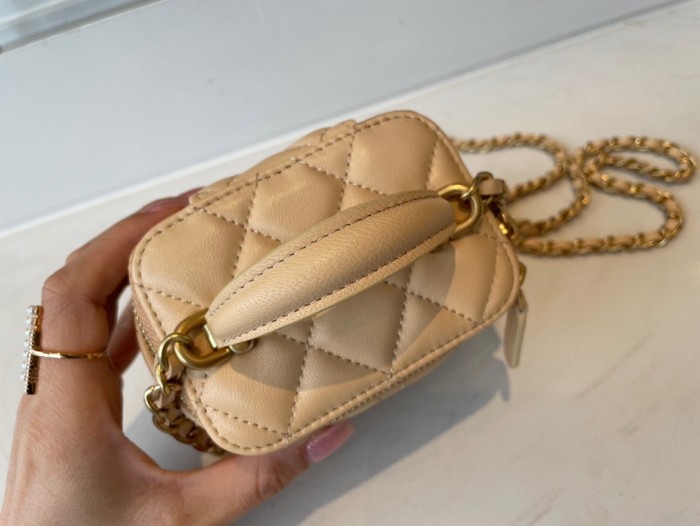 Handbag Chanel AP2198 size 11*8.5*7 cm