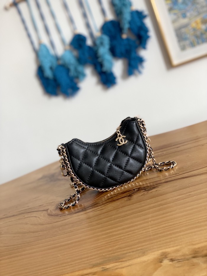 Handbag Chanel AP3232 size 9.5-10.5-5 cm