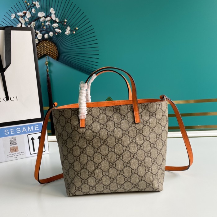 Handbag Gucci 585933 size 21*20*10 cm