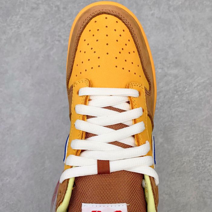 Nike SB Dunk Low Newcastle Brown Ale