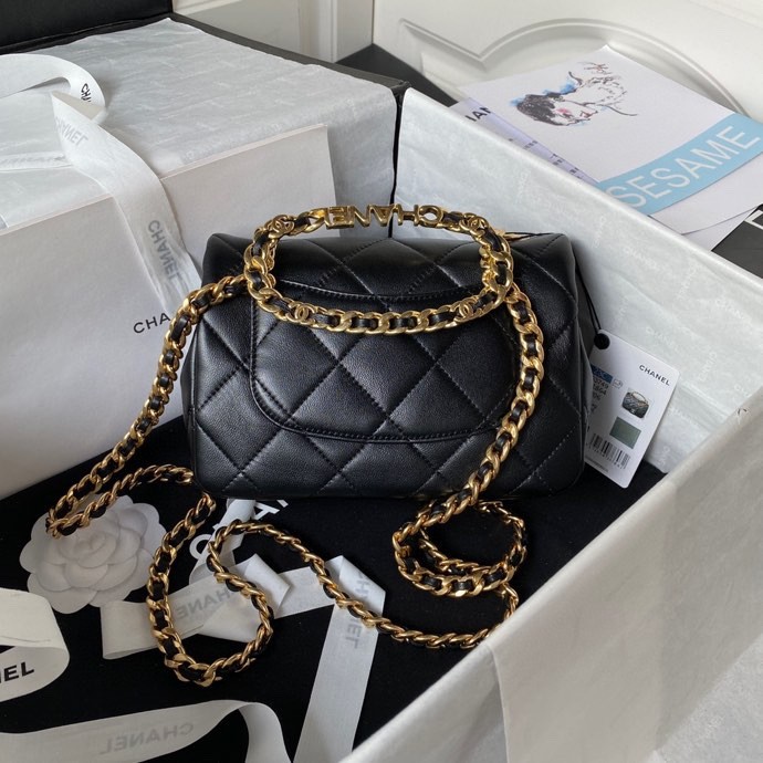Handbag Chanel AS3749 size 20 cm