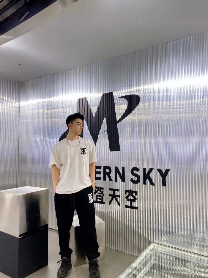 Clothes Burberry 233