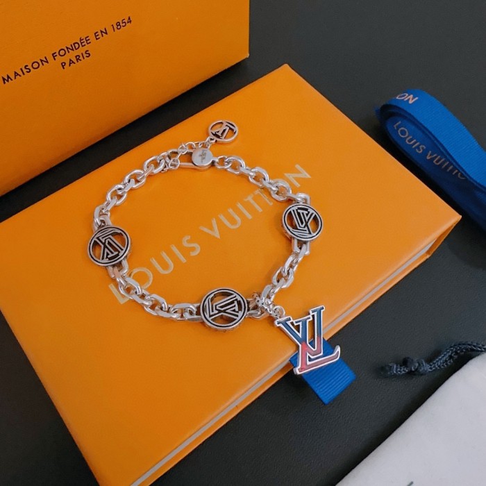 Clothes Louis Vuitton 40