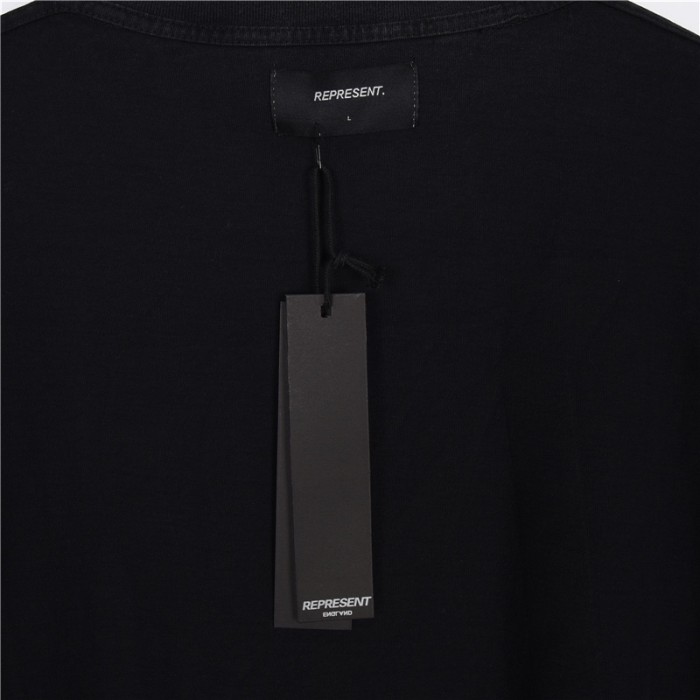Clothes Represent 11