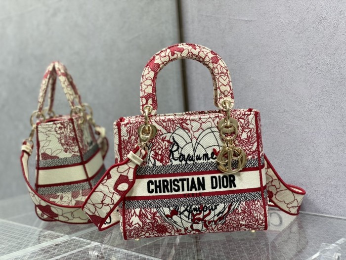Handbag Dior size 24 cm