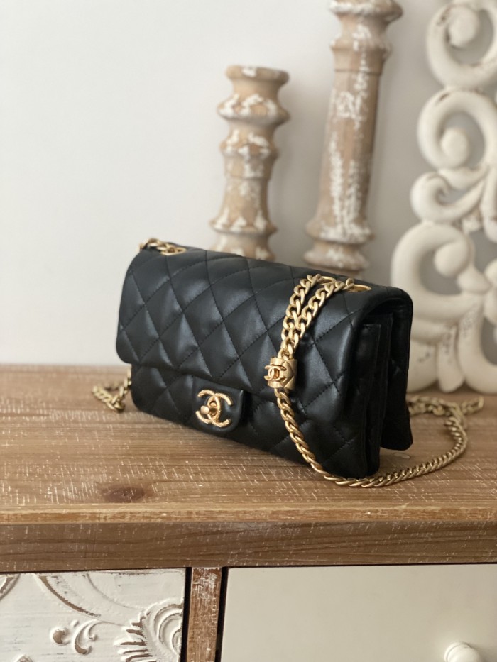 Handbag Chanel AS3393 size 14x22x8 cm