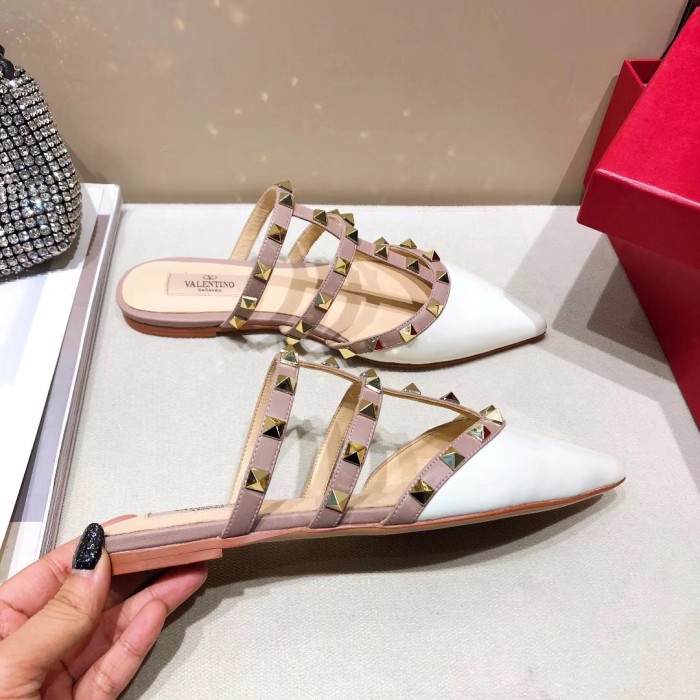 VALENTINO GARAVANI Roman Stud WOMEN 20