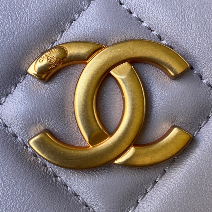 Handbag Chanel AS2856 size 18x14x7 cm