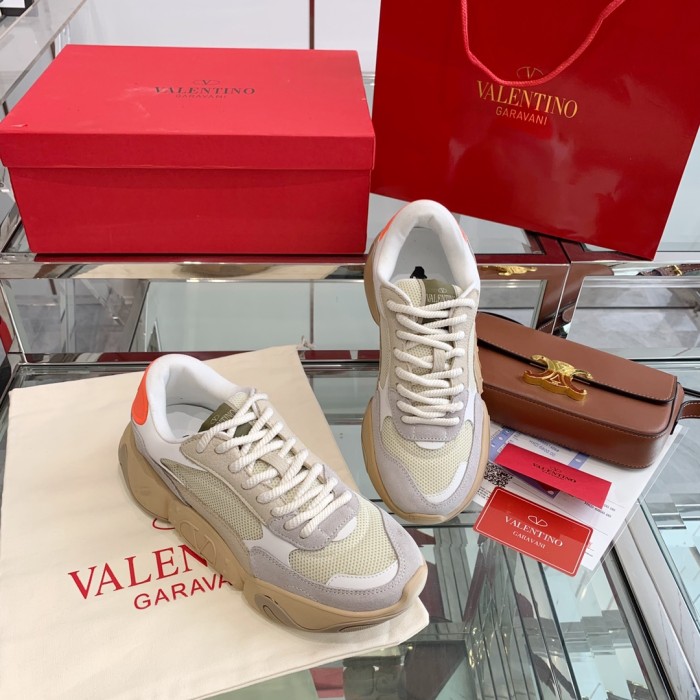 VALENTINO GARAVANI Bubbleback Sneaker 3