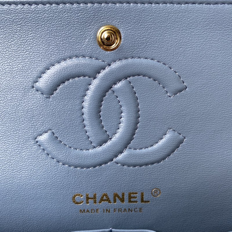 Handbag Chanel A01113 size 23 cm