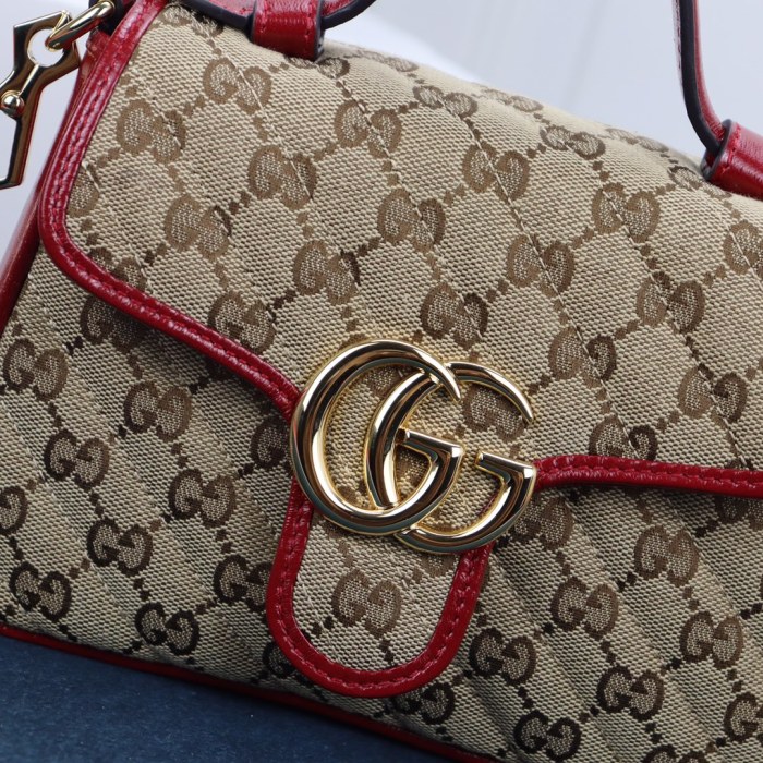 Handbag Gucci 547260 size 21*15.5*8 cm