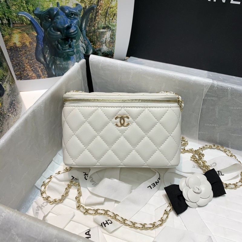 Handbag Chanel 81158 size 16 9.5 8 cm