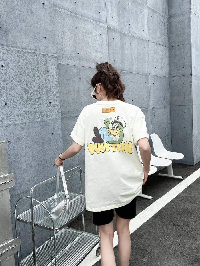 Clothes Louis Vuitton 139