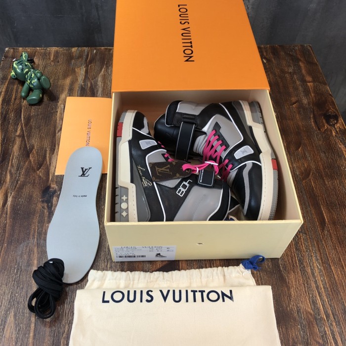 Louis Vuitton Trainer Sneakers 17