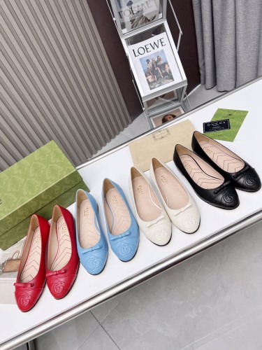 Gucci Women's ballet flat with Double G WOMEN 8
