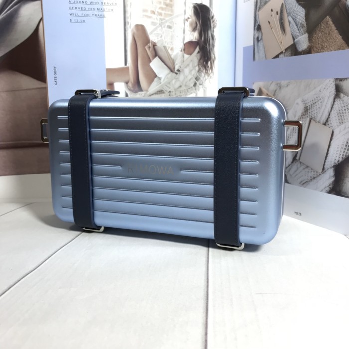 Handbag Dior size 13*20*6.5 CM