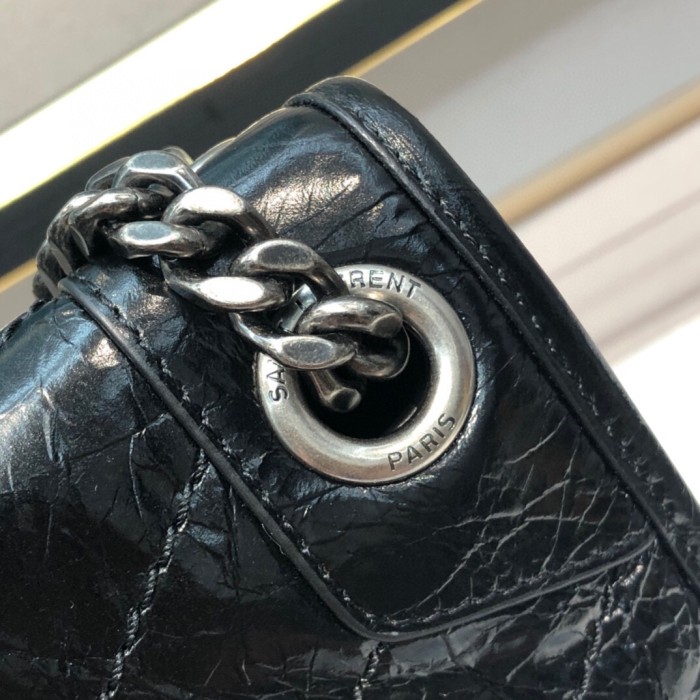 Handbags SAINT LAURENT 498894y size 22.5x14x4 cm