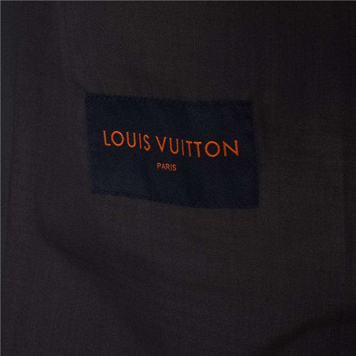 Clothes Louis Vuitton 282