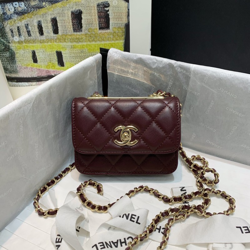 Handbag Chanel 82768 size 12.5 2.5 9 cm
