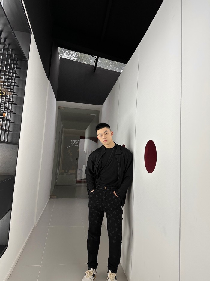 Clothes Louis Vuitton 126