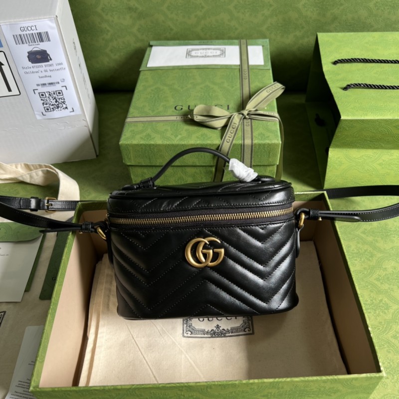 Handbag Gucci 672253 size 19*13*7 cm