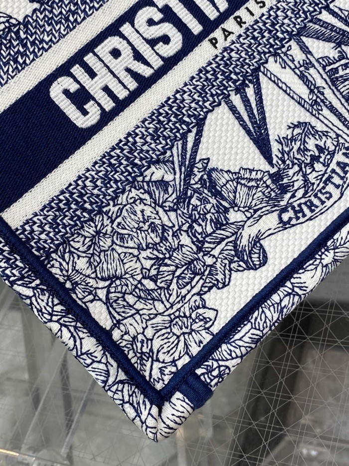 Handbag Dior size 26*8*22 cm