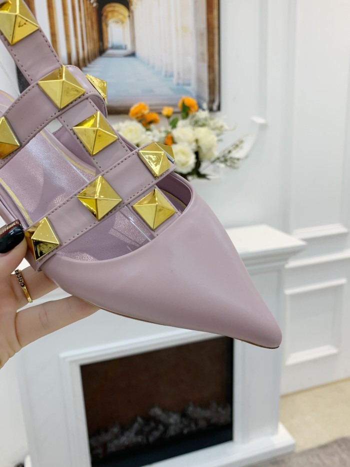 VALENTINO GARAVANI Roman Stud WOMEN 33