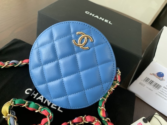 Handbag Chanel 2055 size 12cmx12cmx4.5 cm