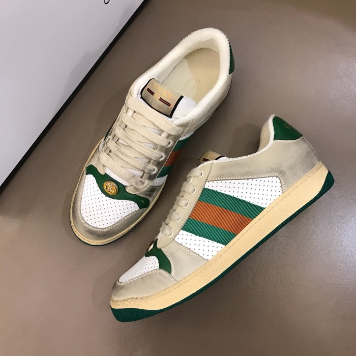 Gucci Screener GG Canvas 14