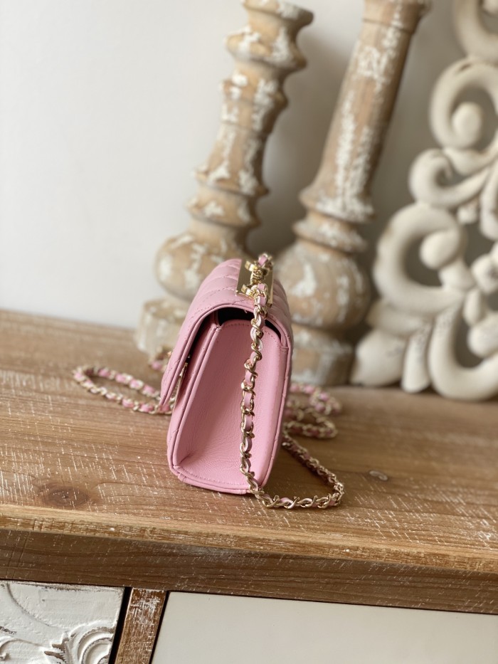 Handbag Chanel 88631 size 11 11 5 cm