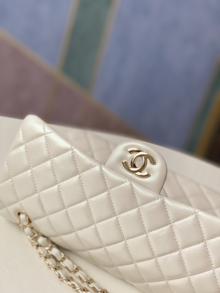 Handbag Chanel 112 size 25 cm