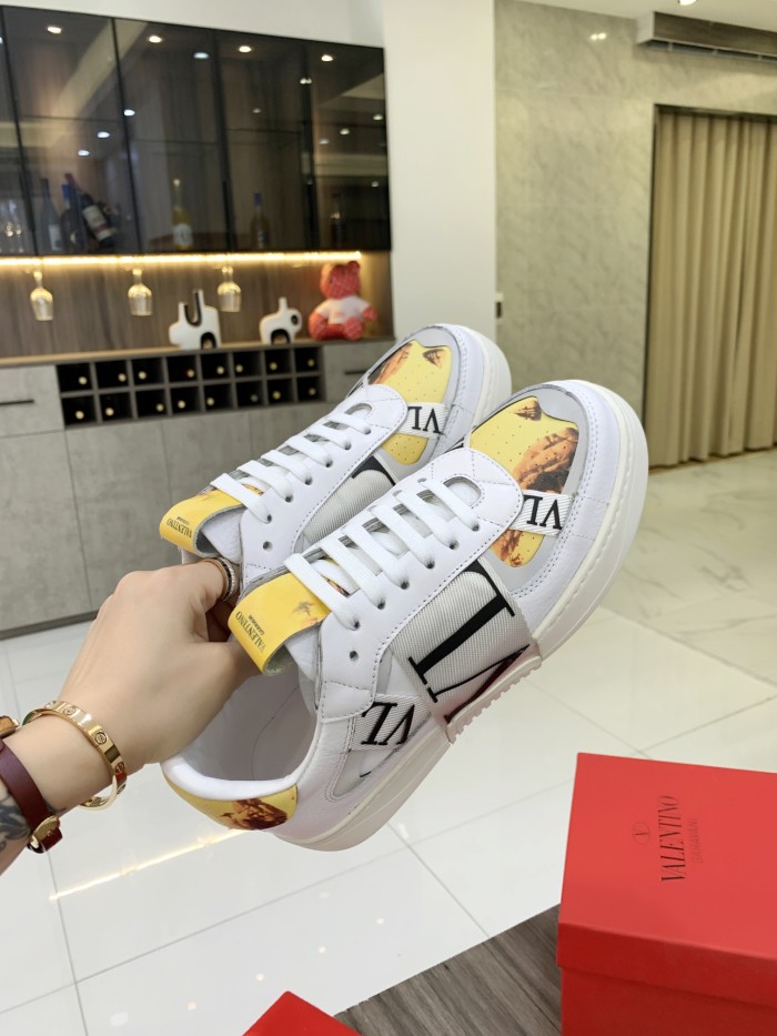 Valentino Garavani VL7N low-top sneakers 14