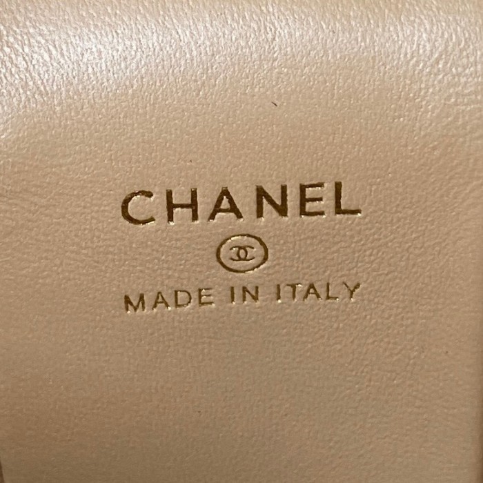 Handbag Chanel AP2730 size 13.5*13.5x11.5 cm